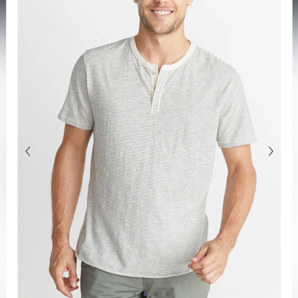 Marine Layer Short Sleeve Henley in Natural Stripe Size M/L